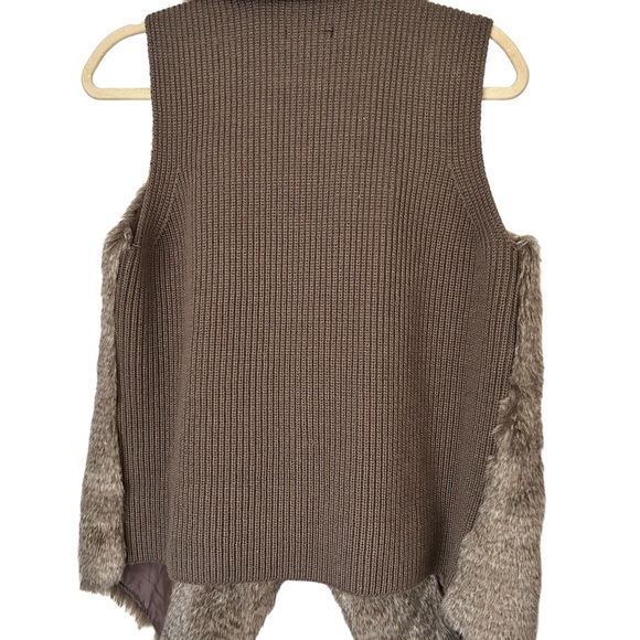 Maurice’s Faux Fur Brown vest: size L - Picture 3 of 3